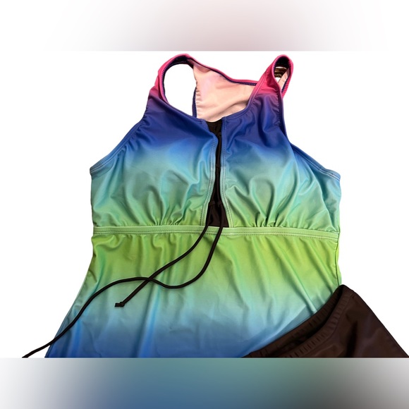 Modest Colorful racerback tankini set with boy shorts bottoms size medium NWT - Picture 2 of 6